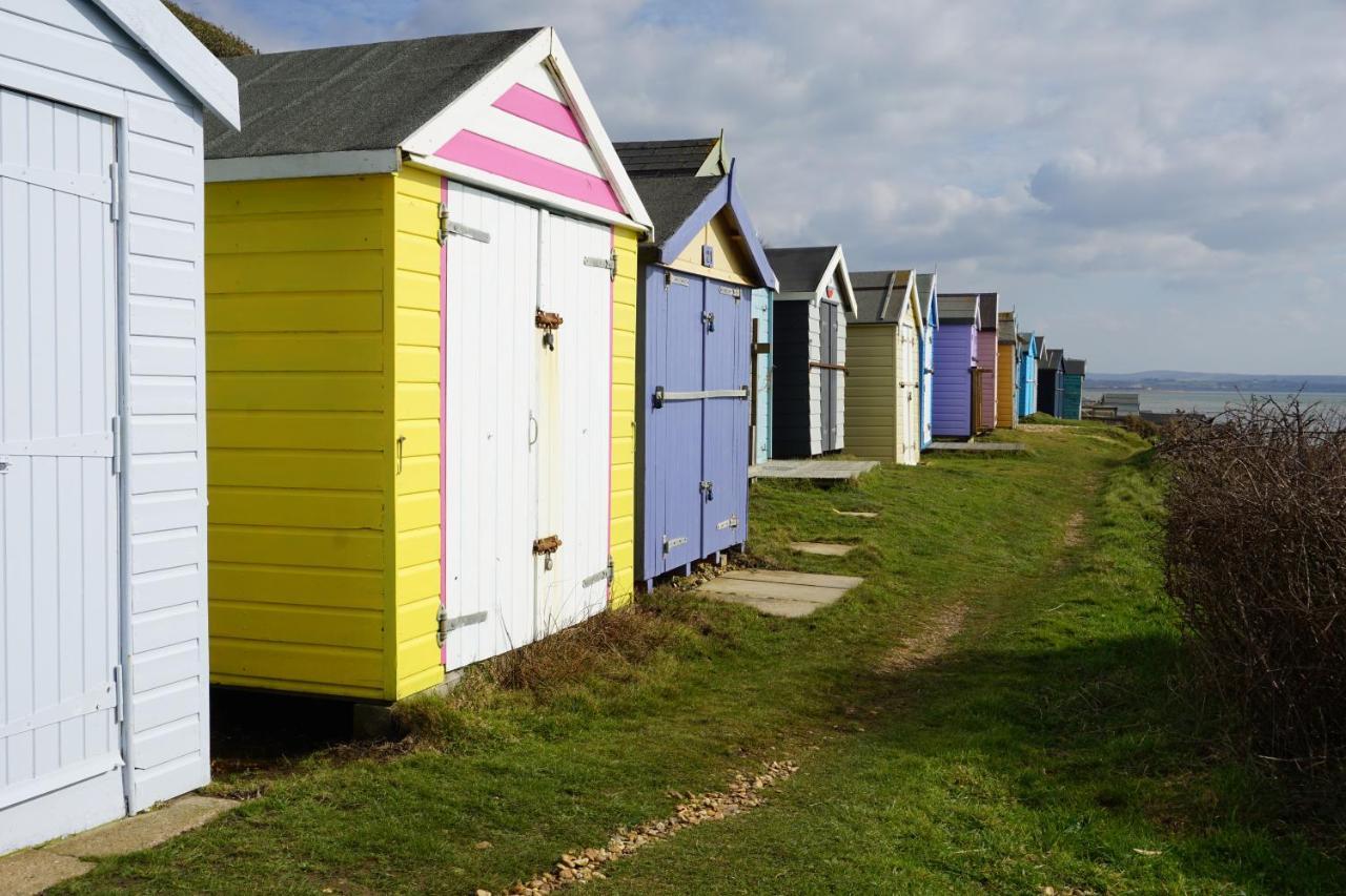 Dotty'S Retreat Villa Milford on Sea Eksteriør billede