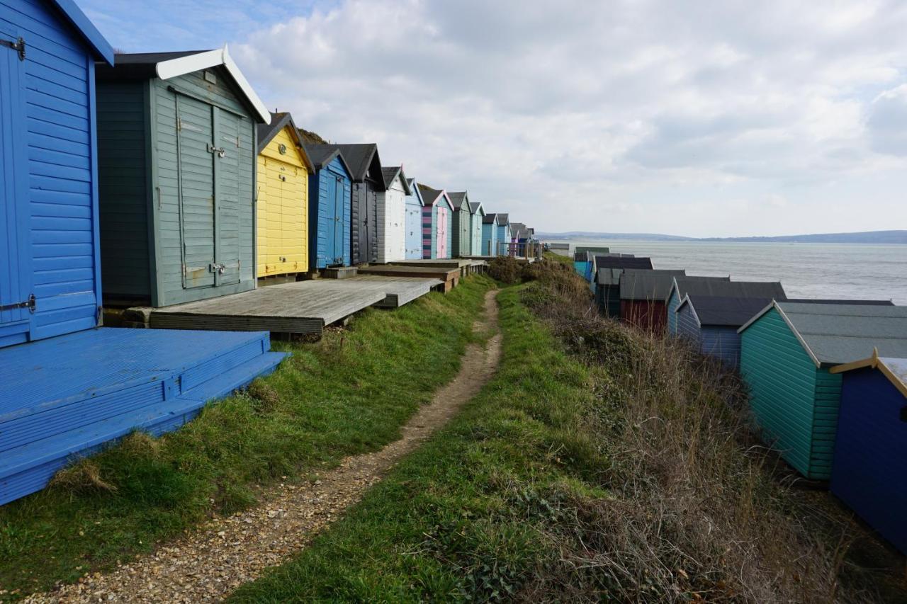 Dotty'S Retreat Villa Milford on Sea Eksteriør billede