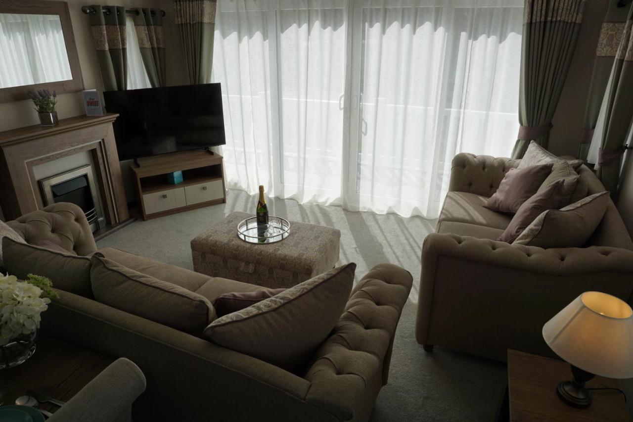Dotty'S Retreat Villa Milford on Sea Eksteriør billede