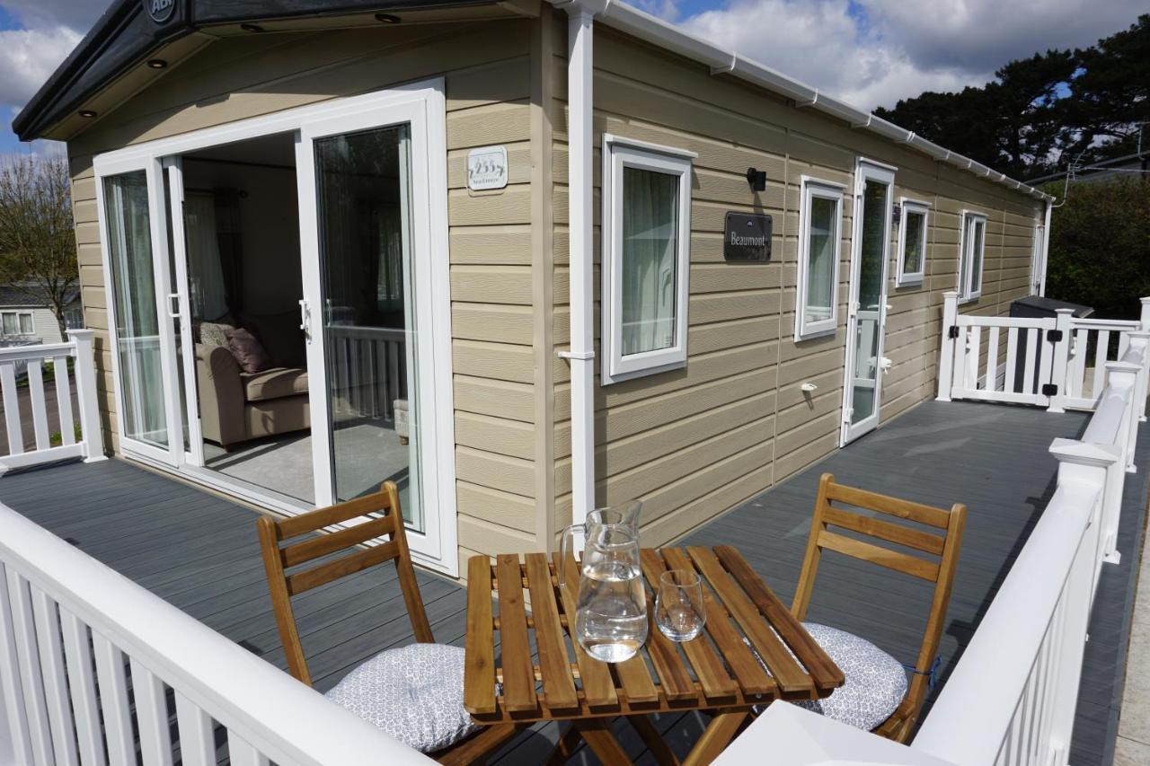 Dotty'S Retreat Villa Milford on Sea Eksteriør billede